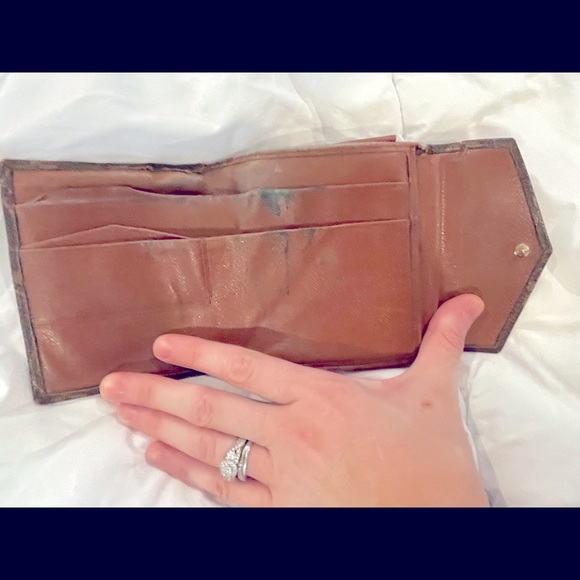 Authentic Louis Vuitton Monogram Envelope Wallet - Picture 4 of 11